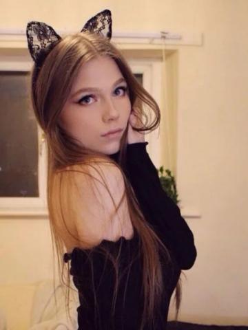 Марина Секретарша Сельцо